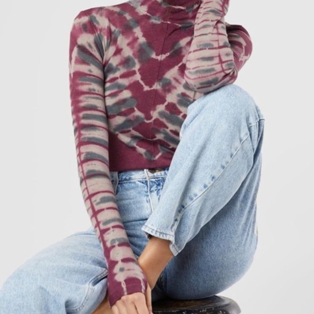 FREE PEOPLE tie dye turtleneck